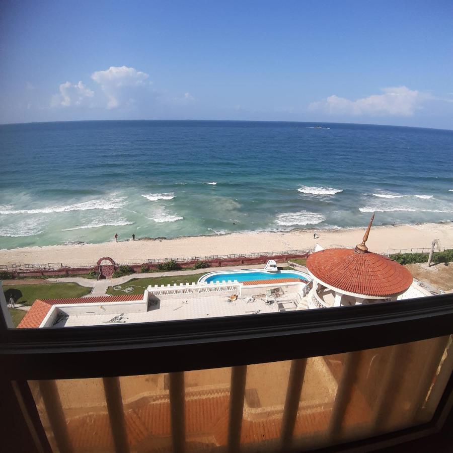 Panorama Apartment With A Charming Sea And Swimming Pool View Near Alexandria With Free Wifi شقة باطلالة ساحرة على البحر وحمام السباحة Zewnętrze zdjęcie